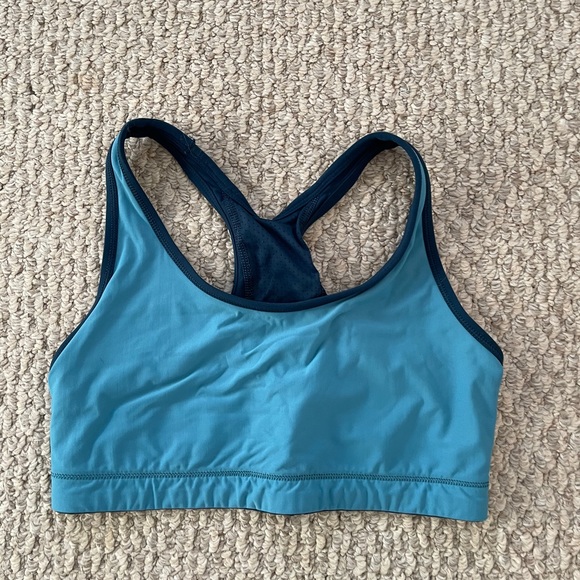 NIKE reversible sports Beas - Picture 2 of 3